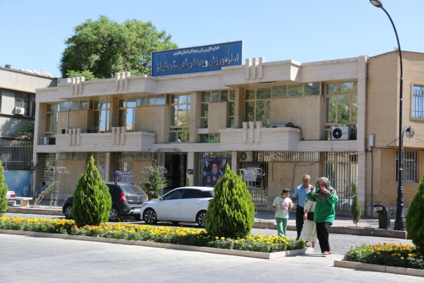با دوربین در شهر