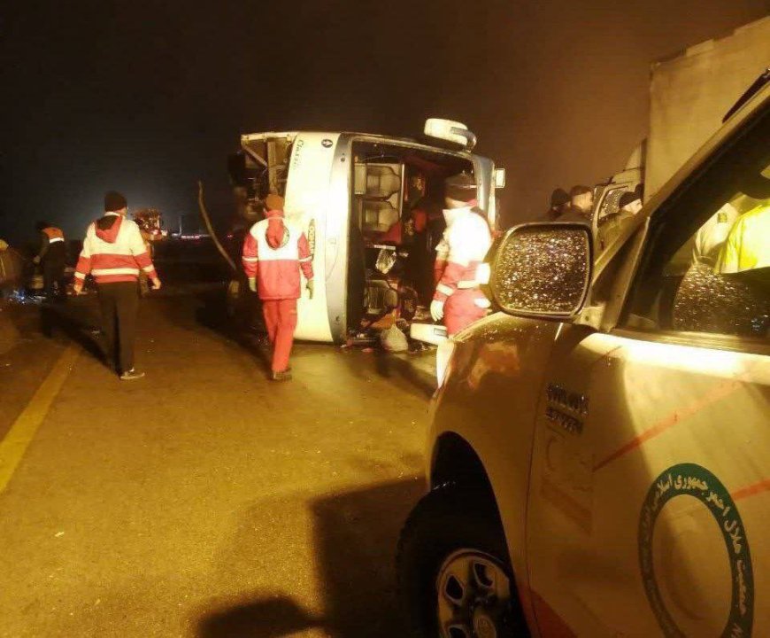 واژگونی اتوبوس در جاده شوش به اهواز با ۱۴ مصدوم و یک جان‌باخته