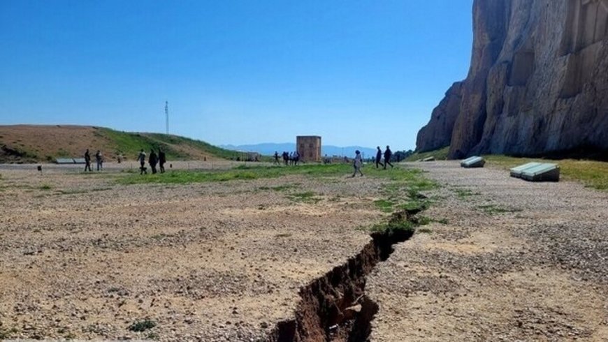 فرونشست دشت مرودشت ۳۰ سانت شده است