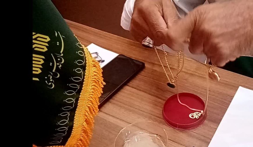اهدای ۱۰ قطعه طلا به ارزش  ۲۶۳ میلیون تومان به مردم غزه و لبنان