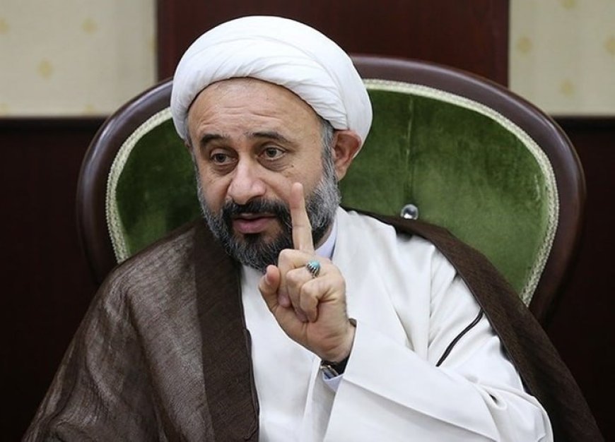 ناصر نقویان: تبلیغ دین فقط این نیست که خانم! حجابت را رعایت کن!