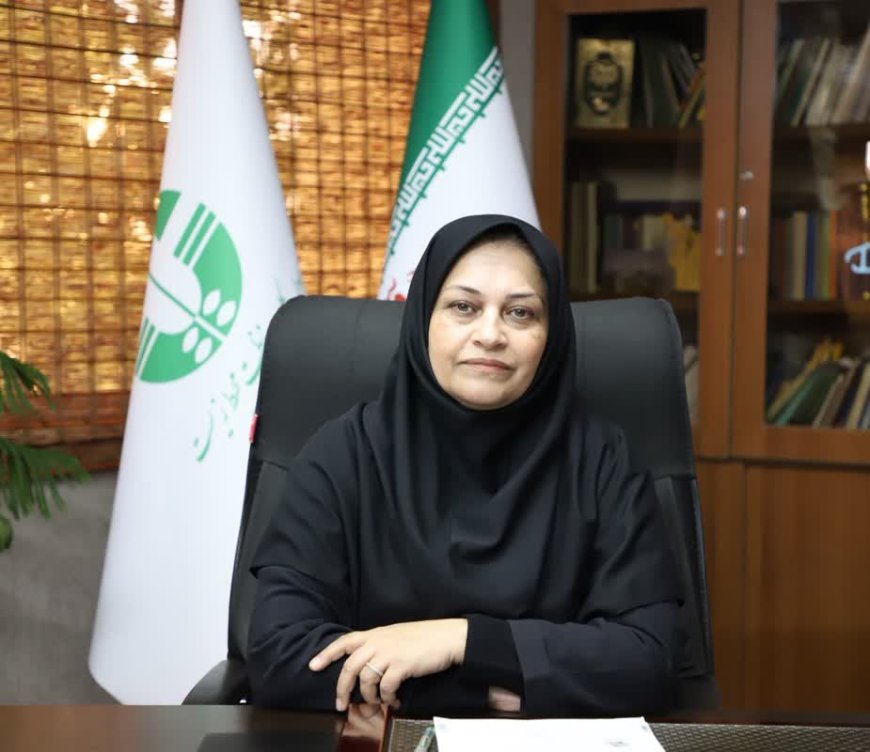  سکان مدیر کلی محیط زیست فارس در دستان یک بانوی زیست محیطی
