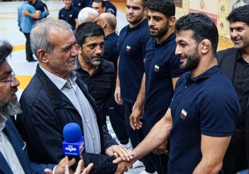 دلجویی معاون دفتر رئیس جمهور از حسن یزدانی
