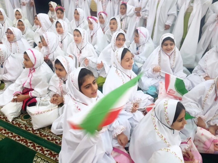 جشن فرشته‌ها برای ۱۲ هزار و ۸۰۰ دانش آموز دختر بوشهری