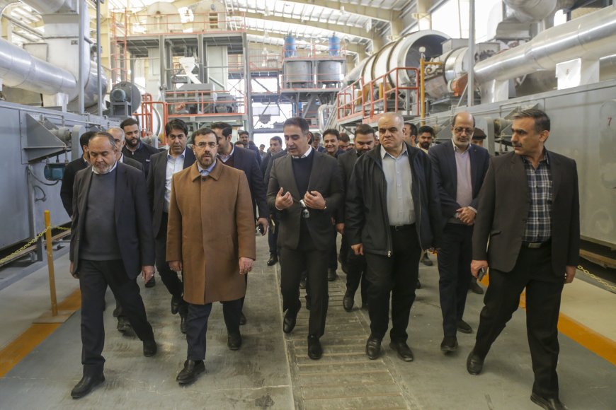 استاندار فارس: صنعتگران و کارآفرینان مجاهدان عرصه جهاد اقتصادی امروز هستند