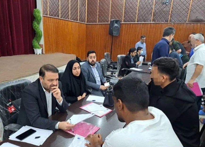 آزادی ۲۷ زندانی در بندرعباس به مناسبت ایام اللّه دهه فجر