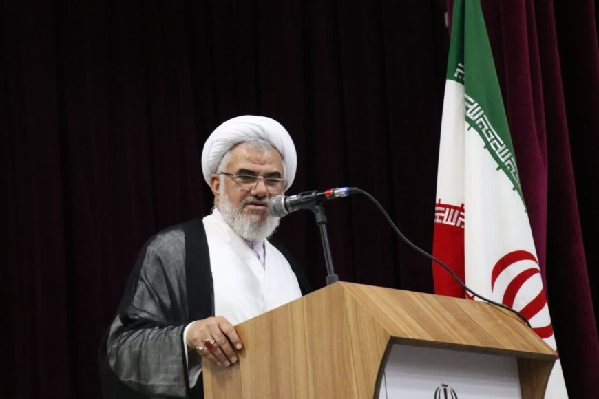 امام جمعه بندرعباس : حضور پرشور مردم در راهپیمایی ۲۲ بهمن خواب دشمنان را پریشان می‌کند