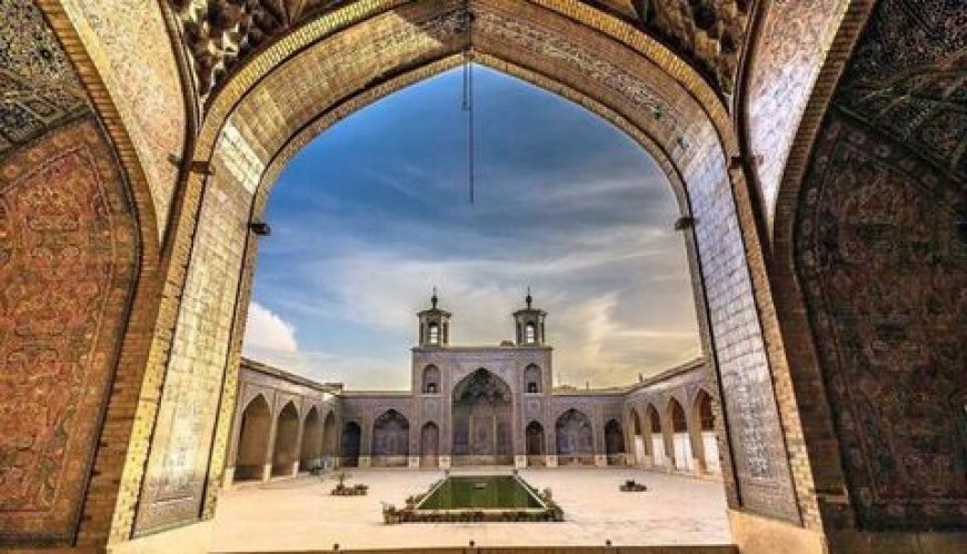 بررسی پرونده ثبت جهانی مساجد تاریخی ایران در شیراز