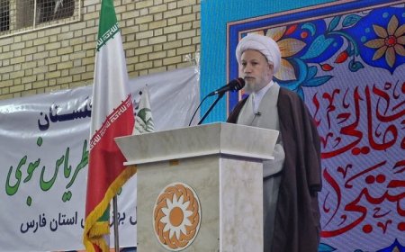 امام جمعه شیراز: توزیع عادلانه ثروت با فرهنگ سازی انجام می شود