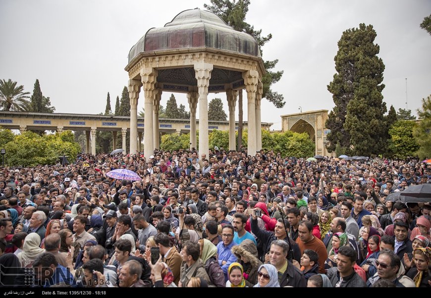 سه مکان گردشگری شاخص فارس میزبان آیین تحویل سال ۱۴۰۴
