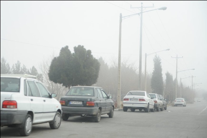 بارش باران در ۱۰ محور مواصلاتی فارس‌/ ۷۳ مورد امدادرسانی ثبت شد