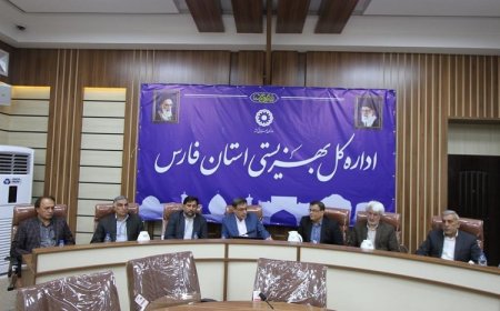 معاون اقتصادی استاندار فارس: مردم محوری شاه کلید تحقق شعار سال و نسخه شفابخش مشکلات جامعه است
