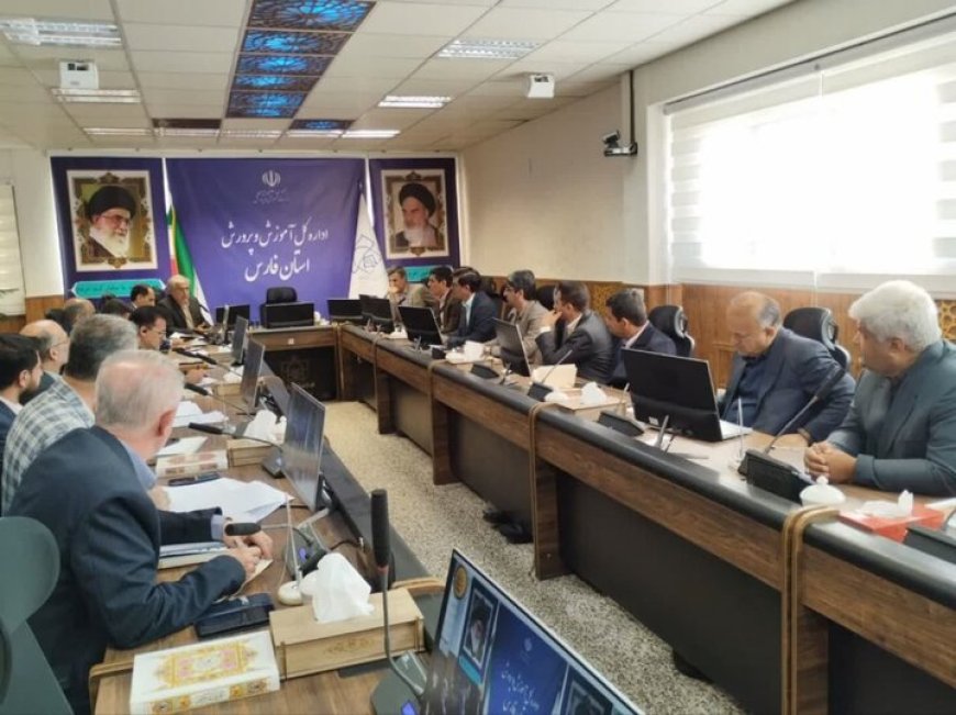 ۲۰۱ معلم نمونه استان فارس تقدیر می شوند