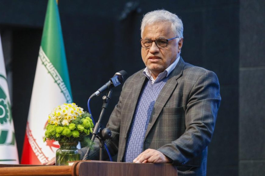 معاون  عمرانی استانداری فارس خبر داد: با تسهیلات بانکی و آورده  متقاضیان تا پایان سال ۳۰ هزار واحد مسکونی تحویل مردم می‌شود