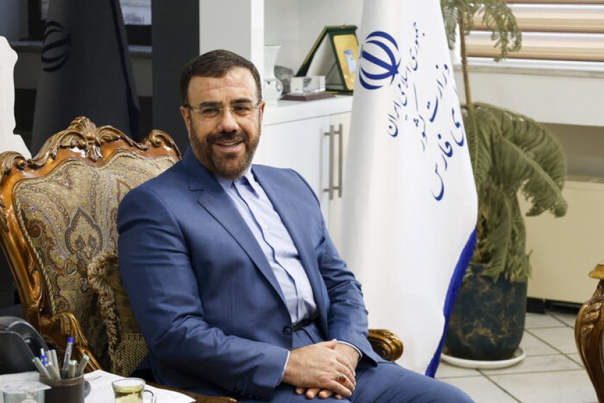 استاندار فارس: پاسداران با تاسی از سیدالشهدا(ع) همواره در خط مقدم دفاع از میهن و مردم بوده‌اند