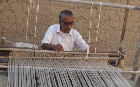 پارچه‌بافی سنتی گروگ؛ میراثی که در تار و پود فراموشی گرفتار شده است
