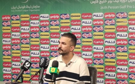 سرمربی نفت آبادان: باید به تیم تازه وارد لیگ برتر، فرصت داد