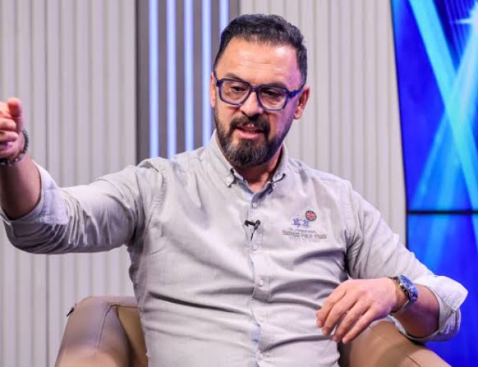 مهدی پاشازاده در نفت مسجدسلیمان ماند