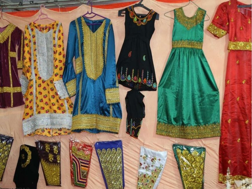 بازارچه صنایع‌دستی در بندرعباس گشایش یافت
