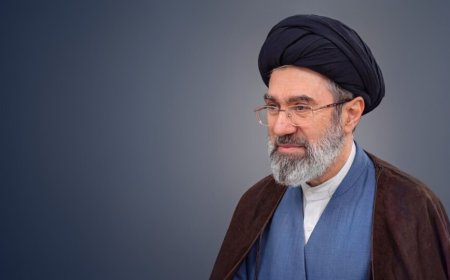 پاسدار ریشه‌های هویت ملی و زبان مادری و پرچم مقدس باشید