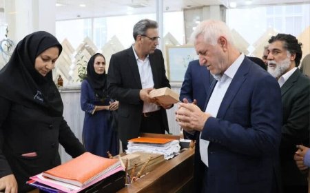 صنایع‌دستی فارس در کنار محصولات صنعتی راهی بازارهای جهانی می‌شود