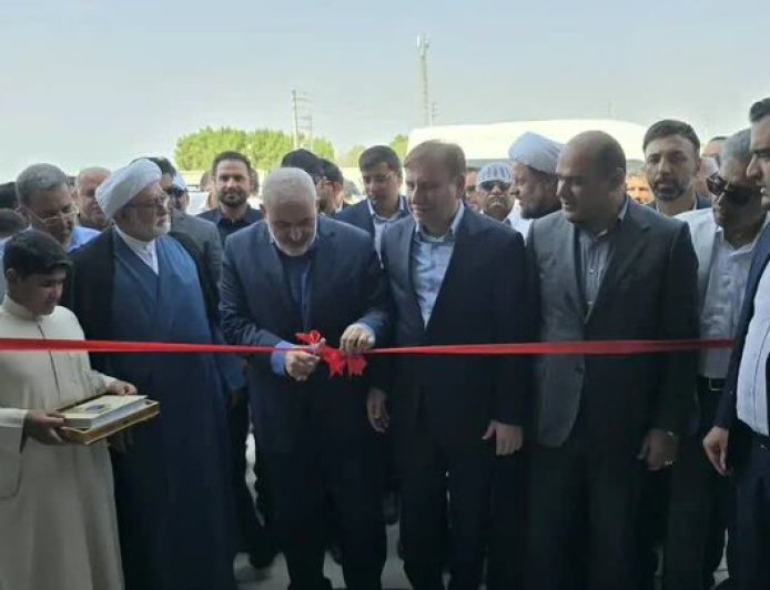 نخستین آب‌شیرین‌کن هوشمند کشور در عسلویه به بهره‌برداری رسید