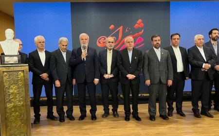 شهردار شیراز بر چه اساسی «سفیر مهر گردشگری» شد؟