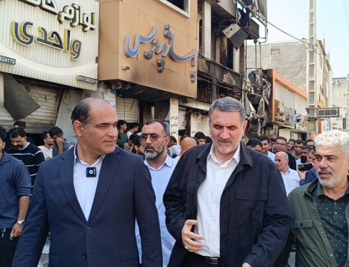 ابعاد آتش‌سوزی در مجتمع تجاری عسلویه بررسی شد