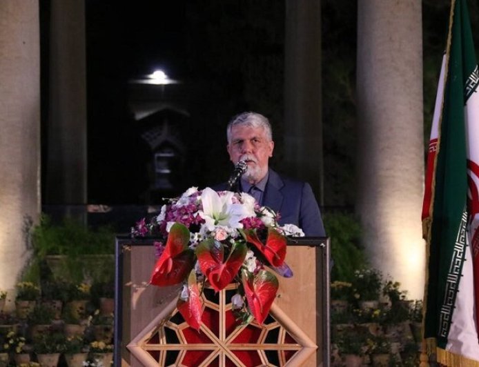 وزیر فرهنگ: حافظ غزل فارسی را متحول کرد