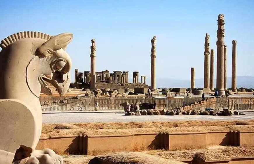 صدور اسناد مالکیت برای اراضی حریم تخت جمشید و چند اثر تاریخی فارس